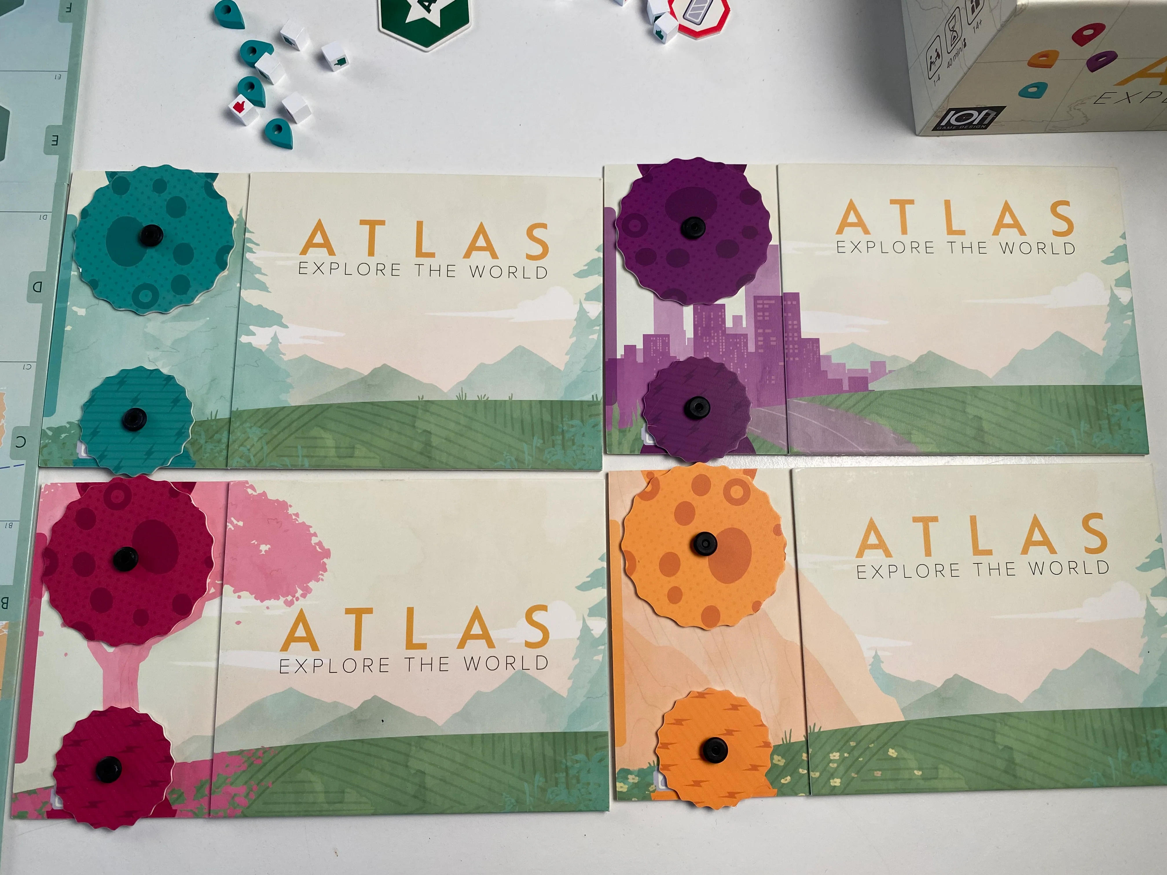 Atlas Explore the World Board Game - Image 6