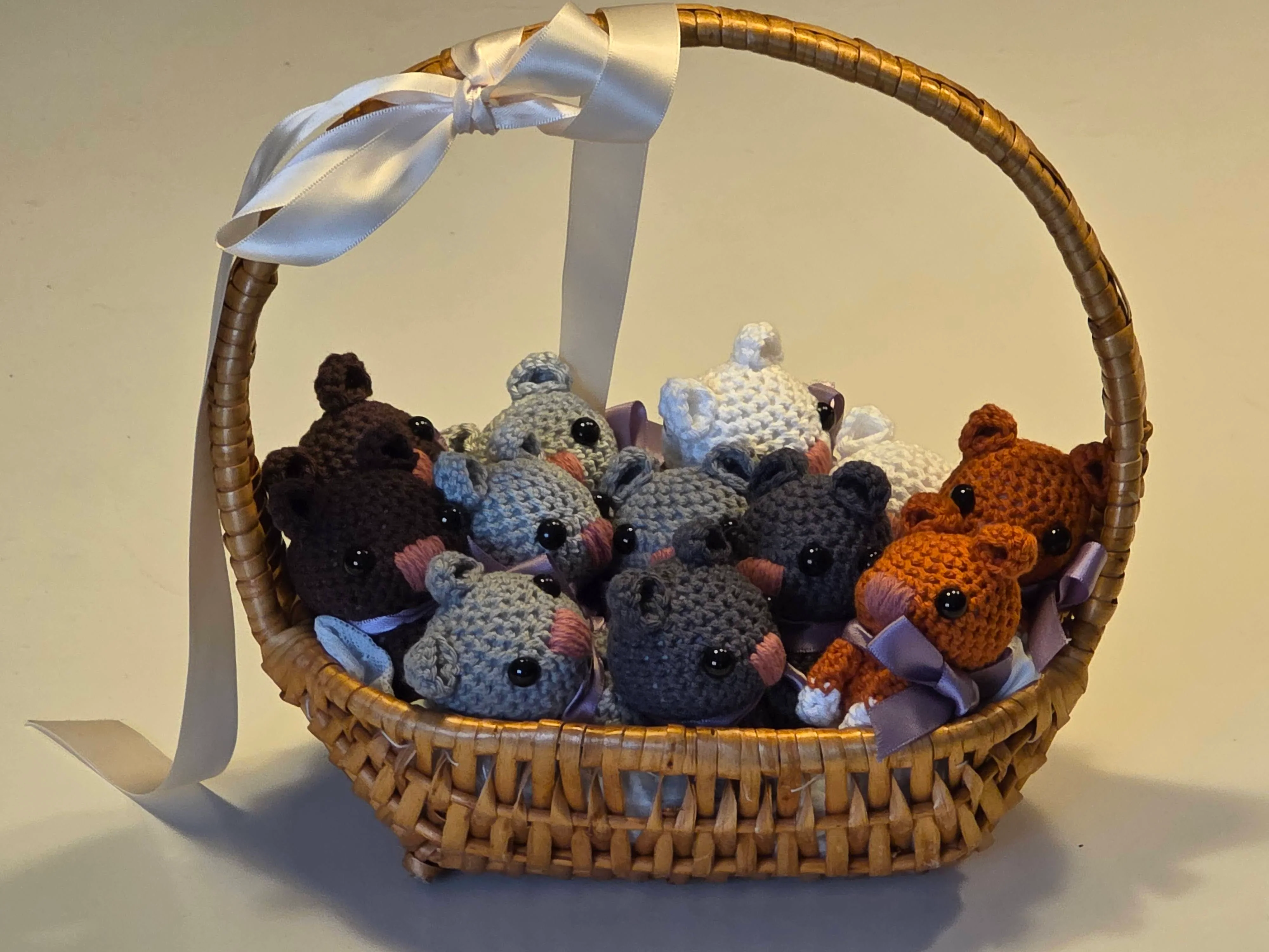 Pax Viking Junior: Hand-Crocheted Siberian Cat Plushy - Image 4